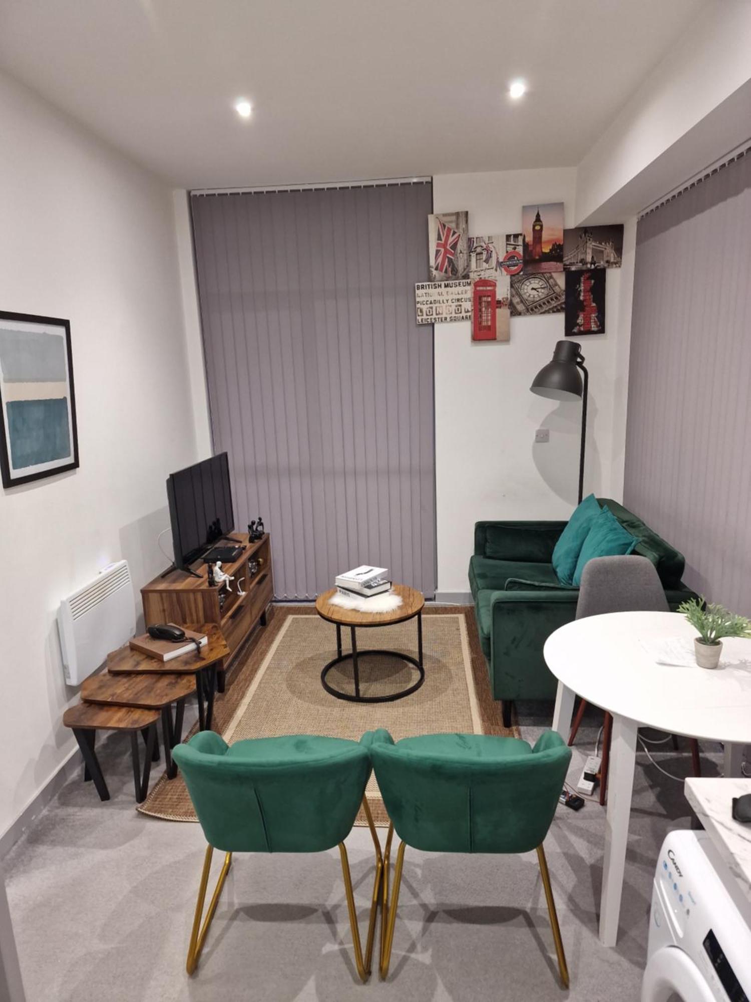 Apartment Away From Brierley Hill